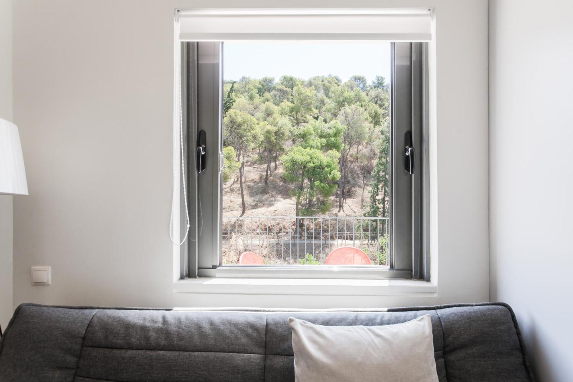 The Hill By Zoia Living Apartment