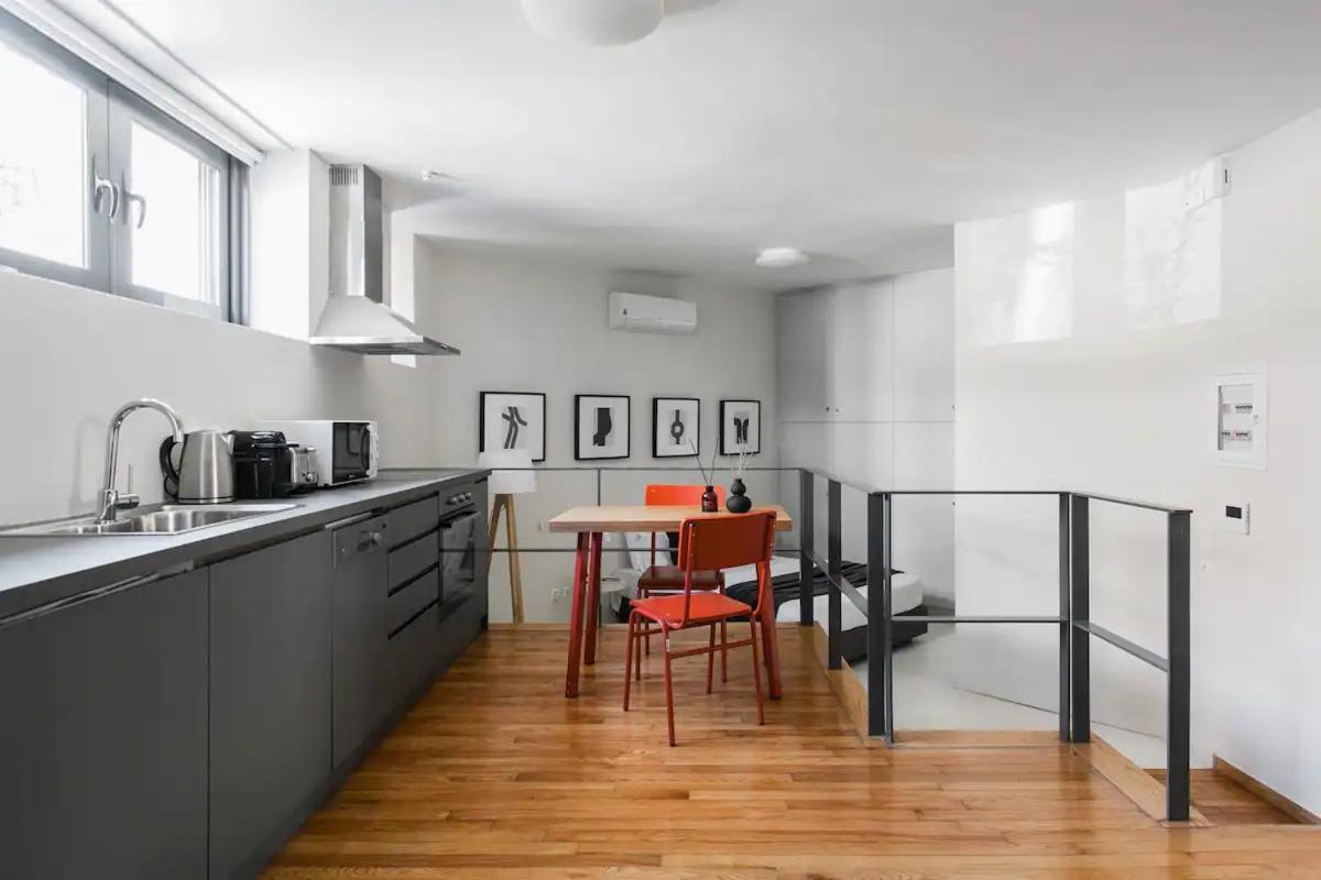 The Hill By Zoia Living Apartment