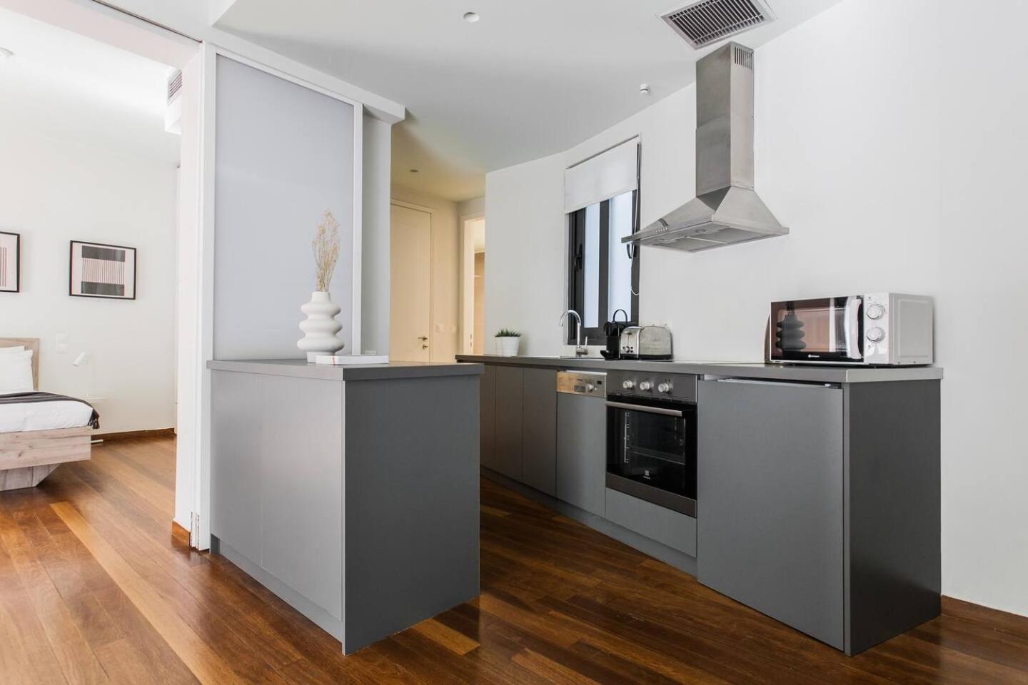The Hill By Zoia Living Apartment *